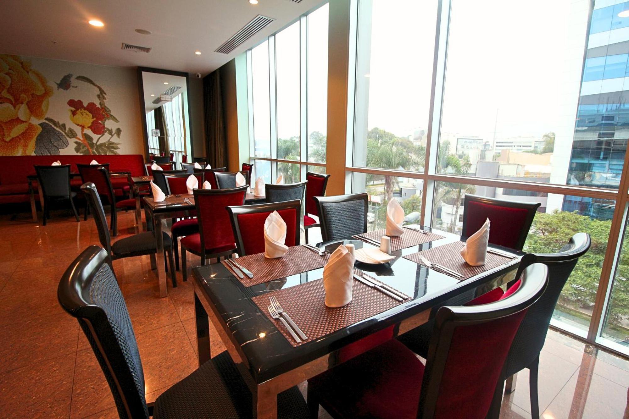 Hilton Garden Inn Lima Surco Exterior foto